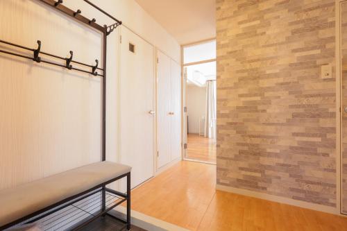 Spacious 3BR Apartment for 8 guests near Namba with Free WiFi