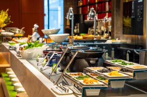 Jídlo v hotelu nebo okolí