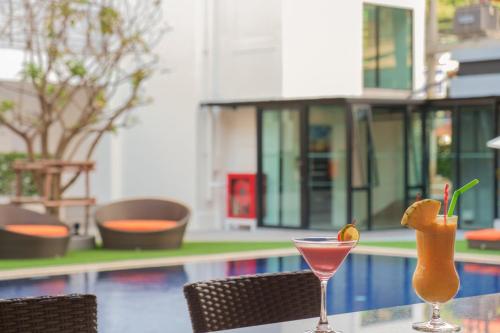 Ποτά στο FX Hotel Pattaya