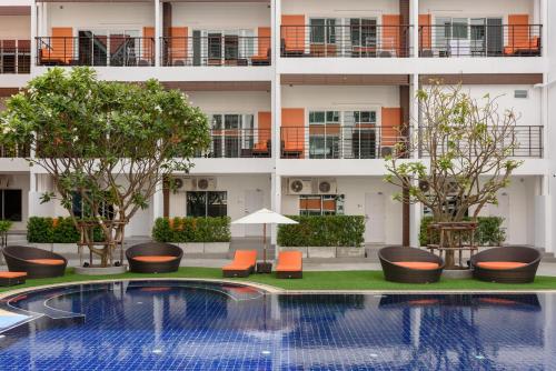 Πισίνα στο ή κοντά στο FX Hotel Pattaya
