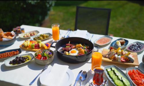 Mad på hotellet eller i nærheden