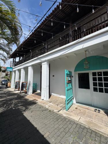 Το κτήριο όπου στεγάζεται  ο ξενώνας