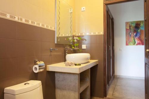 Koupelna v ubytování Phoenix Retreat Luxury Villa, Sri Lanka