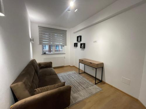 Afbeelding uit fotogalerij van Cozy London Escape in Suceava