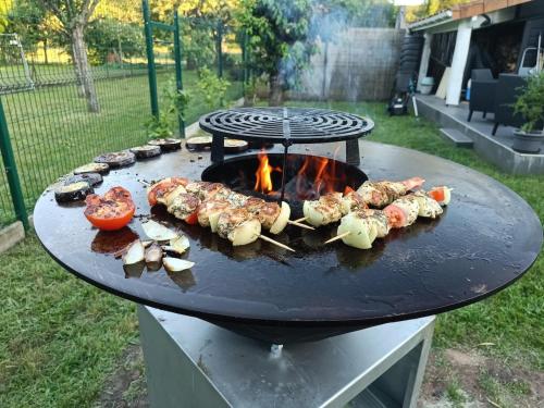 Εγκαταστάσεις μπάρμπεκιου για όλους τους επισκέπτες της παραθεριστικής κατοικίας