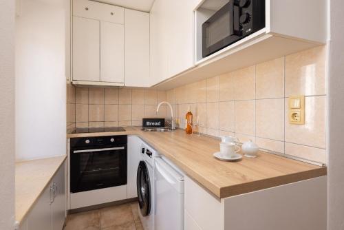Sea view apartment Galatea
