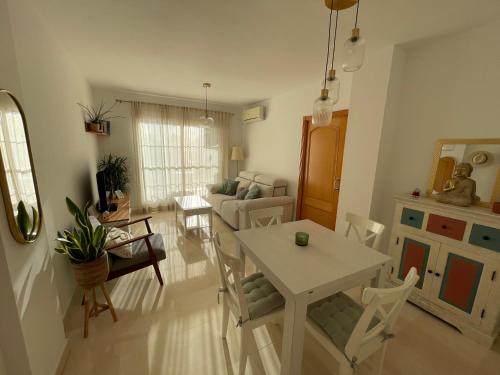 Pisito Solysal, céntrico y cerca de la playa