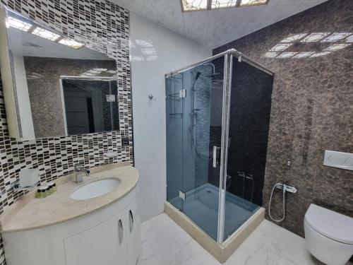 Vonios kambarys apgyvendinimo įstaigoje central apartment