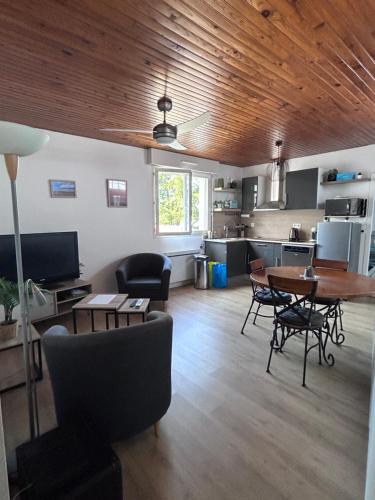 Bel appartement , 2 chambres, idéalement situé