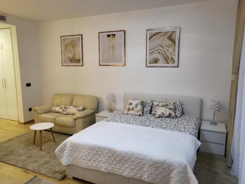 Posezení v ubytování SARA Lux Novi Dorcol