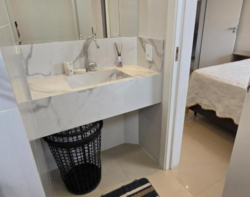 Ένα μπάνιο στο Cobertura em Bombinhas - Piscina - Luxo - Alto Padrão