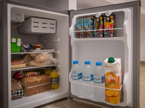 Billede fra billedgalleriet på Suncourt Lux Rooms i Laganas