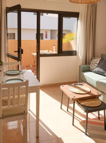 Sunny apartment with terrace in Corralejo