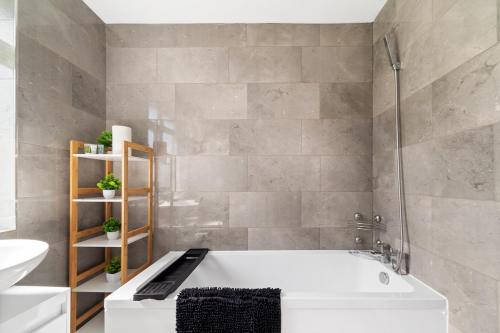 Et badeværelse på VPS STAYS - House Contractors Students