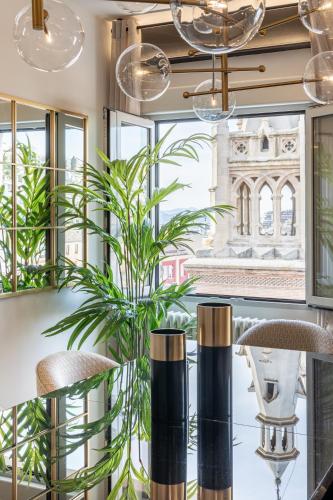 ChezmoiHomes Luxury Gran Via Penthouse Collection