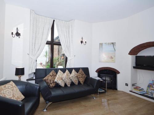 Posezení v ubytování 5 Torwood Gables