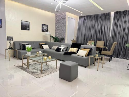 Posezení v ubytování Luxury 3BR in Lekki