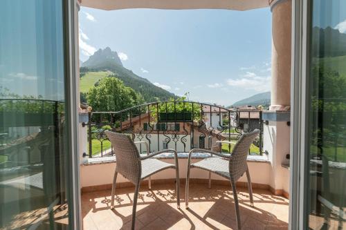 Hotel Chalet Sas Morin — Mountain view