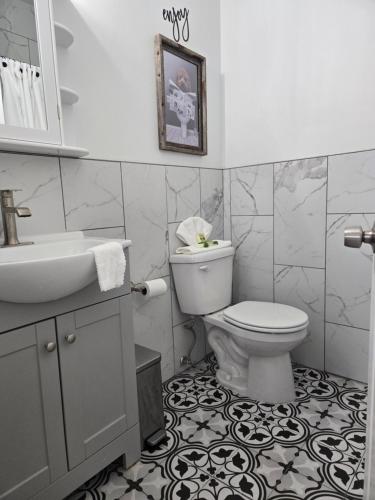 O baie la The Harrison