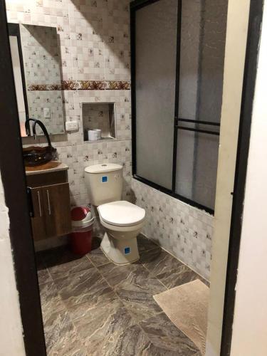 Ένα μπάνιο στο Casa santorini