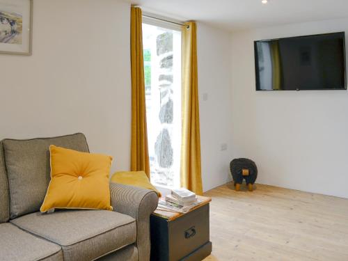 Μια τηλεόραση ή/και κέντρο ψυχαγωγίας στο Ysgoldy Salem