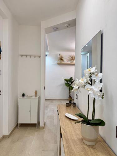 Uri House-Il tuo rifugio moderno a 300mt dalla metro C