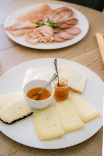 Еда / где поесть недалеко от апартаментов/квартиры