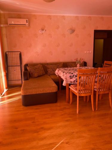 Χώρος καθιστικού στο Sunny Home 2