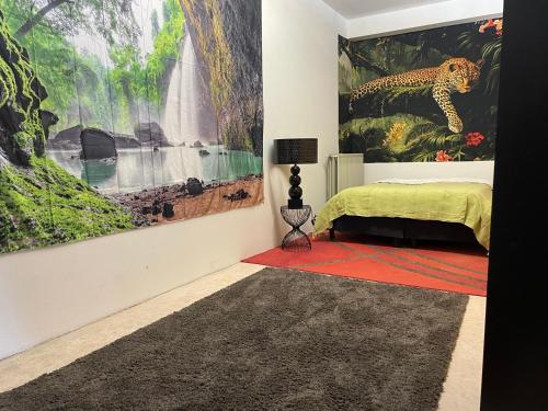 Postel nebo postele na pokoji v ubytování Green River Loft