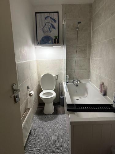 Ένα μπάνιο στο City Apartment