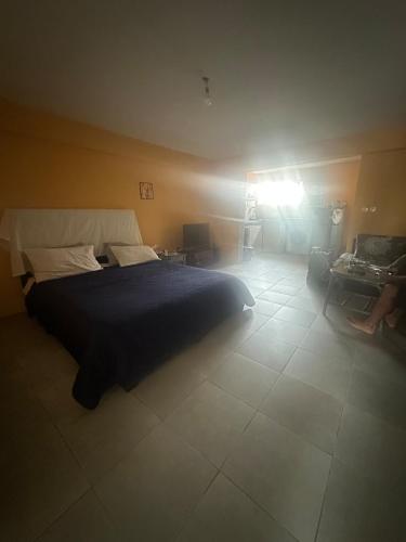 Posezení v ubytování Small functional and impeccable loft facing the sea