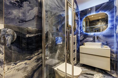 Ένα μπάνιο στο Luxury VILLA RAFAEL