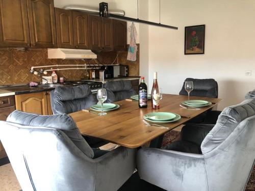 Kuchyň nebo kuchyňský kout v ubytování Guest House Kragujevac