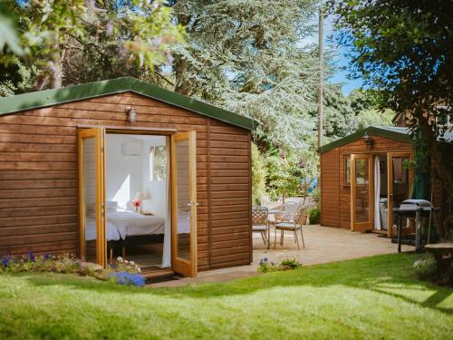 Κήπος έξω από το Grange Stables