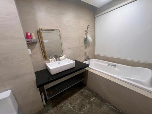 Fotografie z fotogalerie ubytování FLC Sea Tower QUY NHƠN-Codotel Mặt Biển QUY NHƠN-Có Hồ Bơi v destinaci Quy Nhon