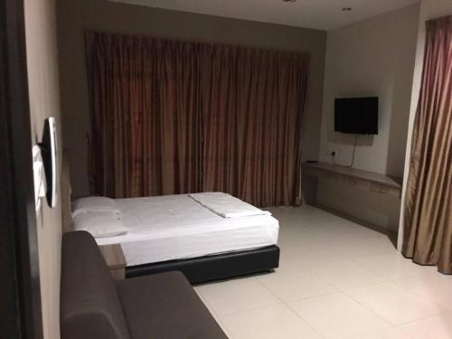 Φωτογραφία από το άλμπουμ του Pool Villa with 3 bedrooms σε Λαμπουάν