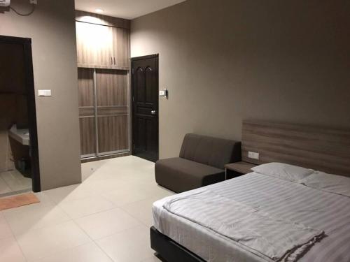 Φωτογραφία από το άλμπουμ του Pool Villa with 3 bedrooms σε Λαμπουάν