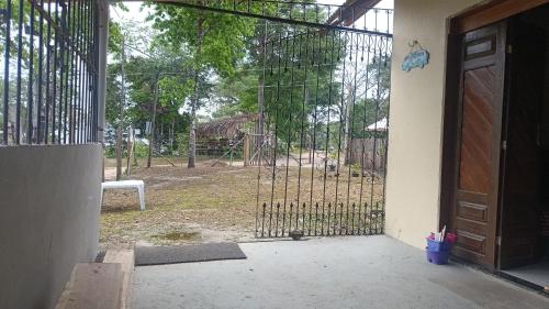 Imagen de la galería de Casa Praia Funda Cotijuba Cotijuba Deep Beach House, en Belém