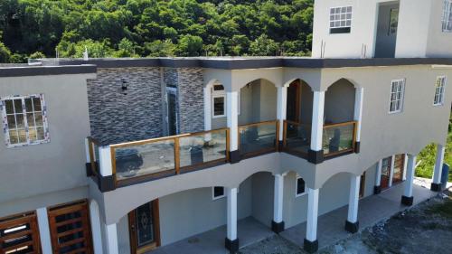 Anne's Emerald Tranquility Villas