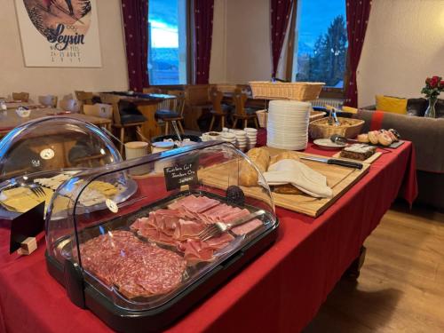 Jídlo v hotelu nebo okolí