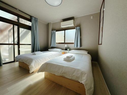 15-minute walk from Shinsaibashi, 6LDK, Japanese-style room, extra-large terrace