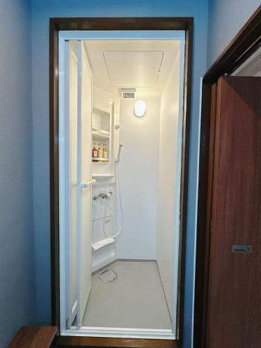 15-minute walk from Shinsaibashi, 6LDK, Japanese-style room, extra-large terrace
