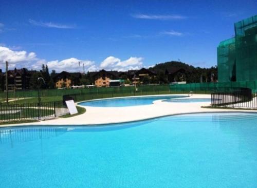 Φωτογραφία από το άλμπουμ του Departamento Costa Pucon 33 σε Pucon