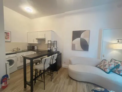 Modern apartment photo 1