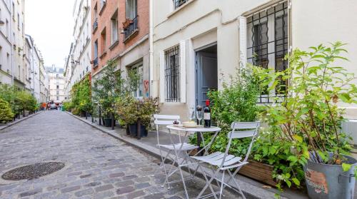 L'Atelier Dupont Paris - A Quiet Haven near Le Marais in Paris's Foodie Hub