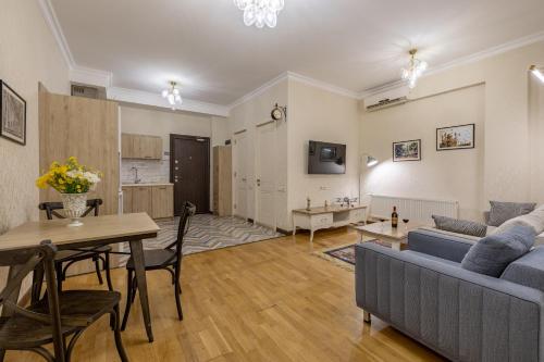 Μια τηλεόραση ή/και κέντρο ψυχαγωγίας στο Modern Apartment