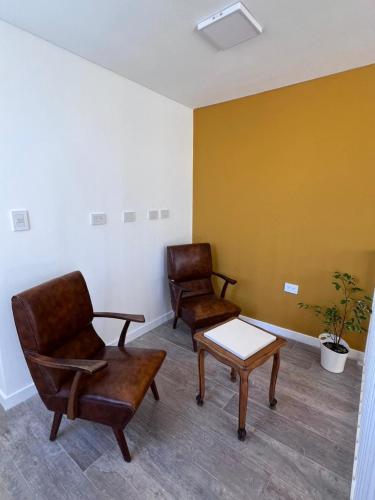 Posezení v ubytování Triplex con 3 dormitorios, terraza y cochera