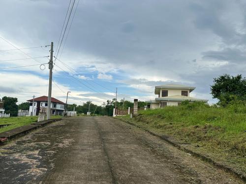 Το κτήριο όπου στεγάζεται  η παραθεριστική κατοικία