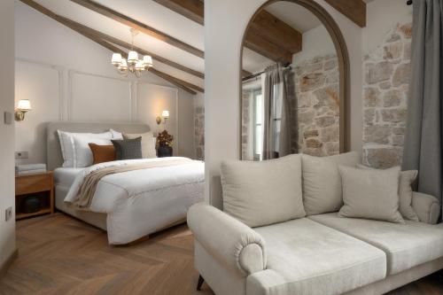 Ένα ή περισσότερα κρεβάτια σε δωμάτιο στο Silent Stone Apartment II