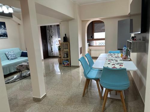 Χώρος καθιστικού στο Geany Apartament Ultracentral